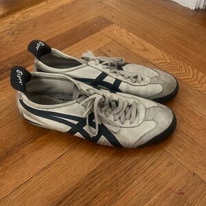 onitusuka Tiger by ASICS Mexico 66 size 10